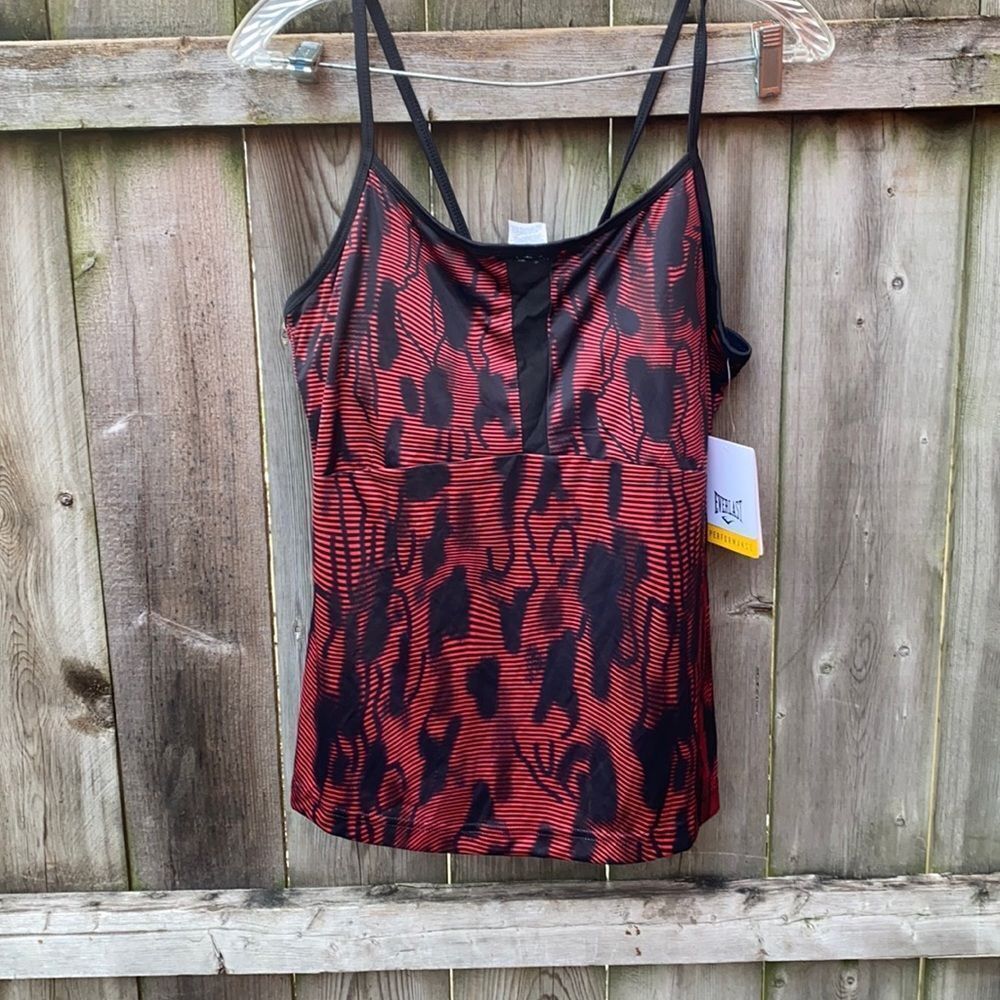 Everlast Yoga Tank sz. L NWT